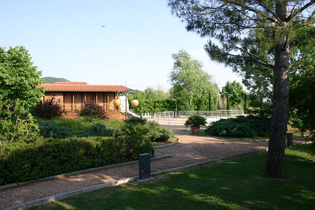 Hotel Le Rotonde Massaciuccoli Екстер'єр фото