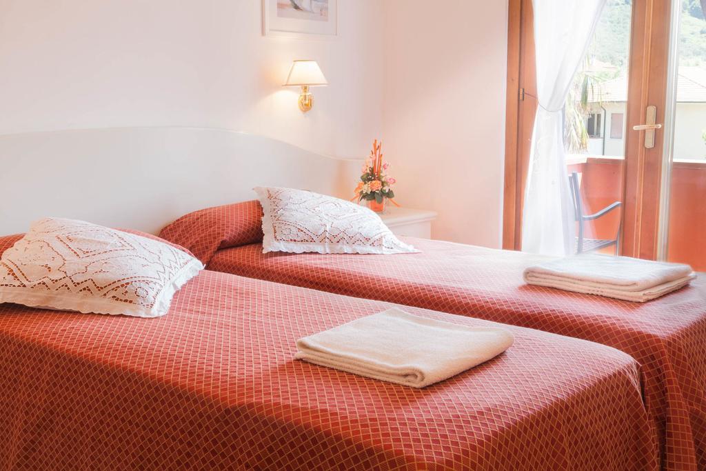 Hotel Le Rotonde Massaciuccoli Екстер'єр фото