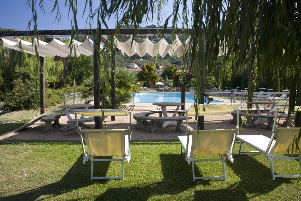 Hotel Le Rotonde Massaciuccoli Екстер'єр фото